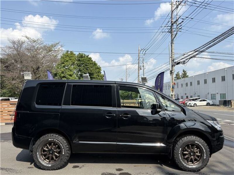 DELICA D5
