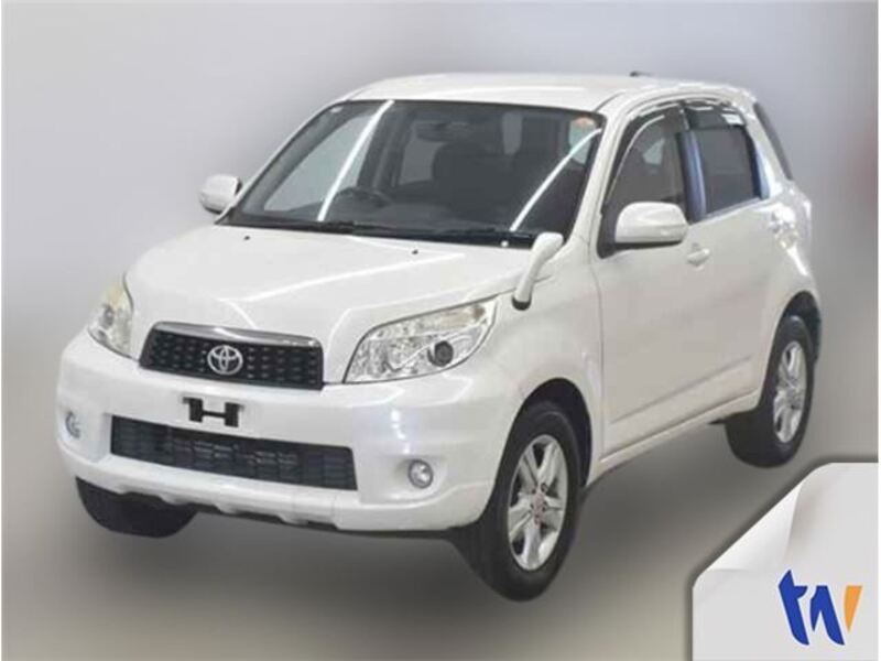TOYOTA RUSH