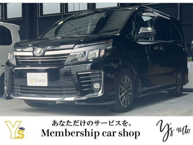 TOYOTA VOXY