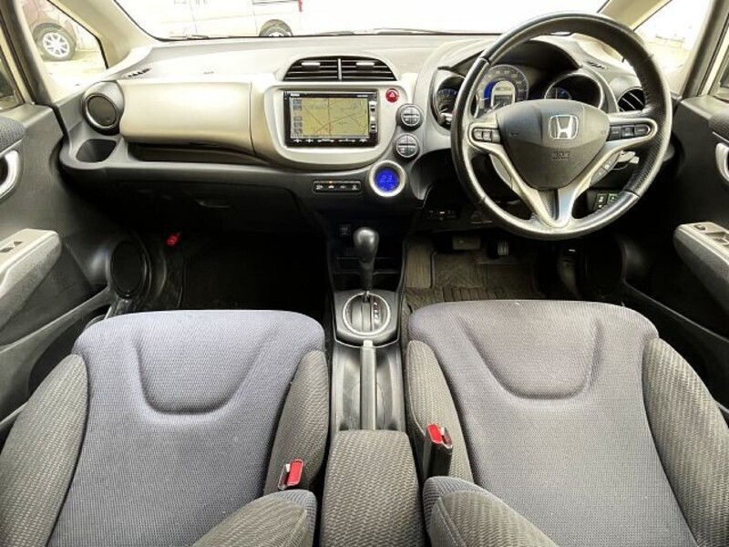 FIT HYBRID