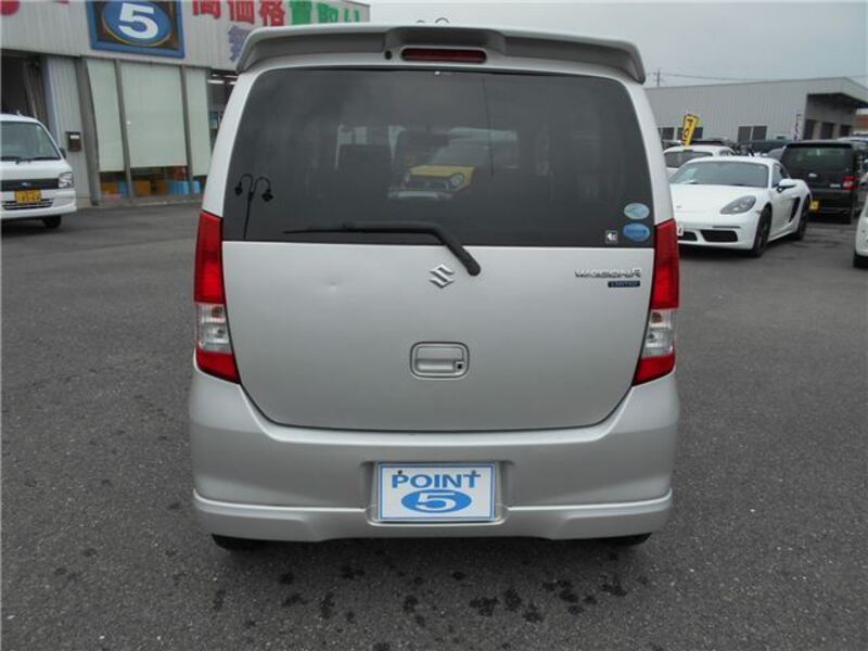 WAGON R