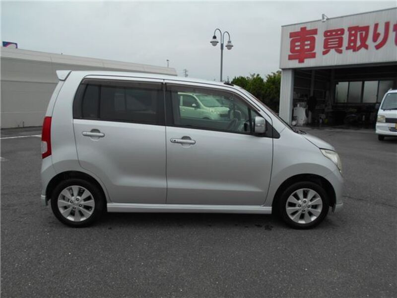 WAGON R