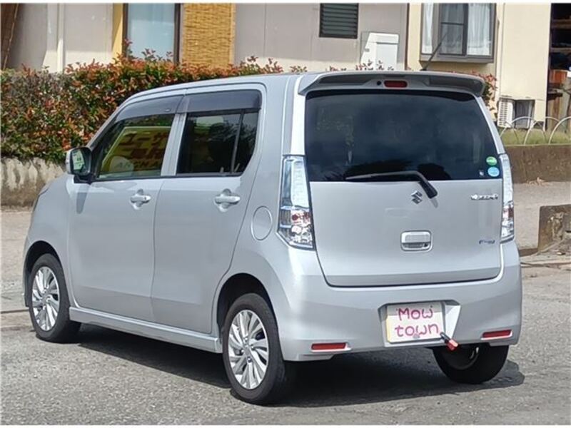WAGON R