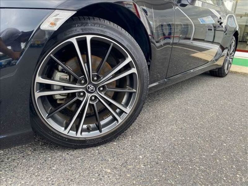 86