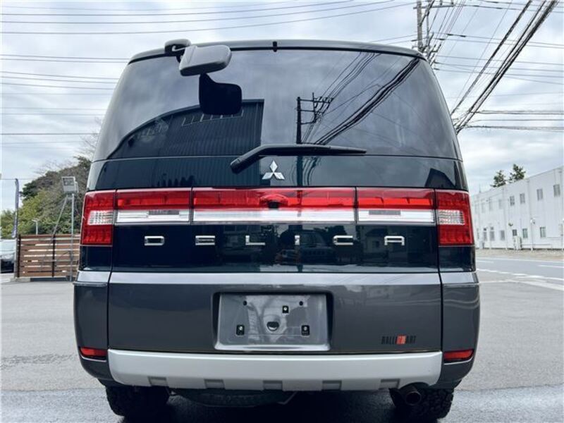 DELICA D5