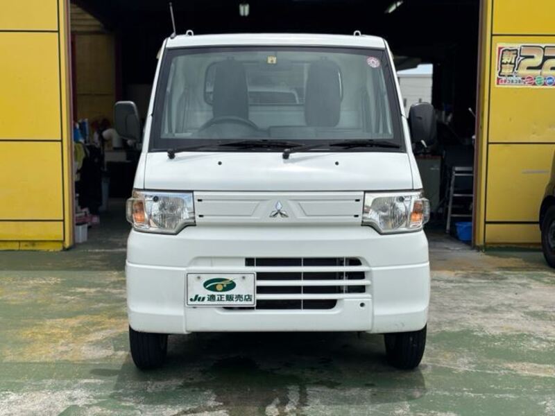 MINICAB TRUCK