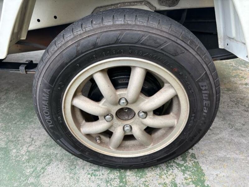 MINICAB TRUCK