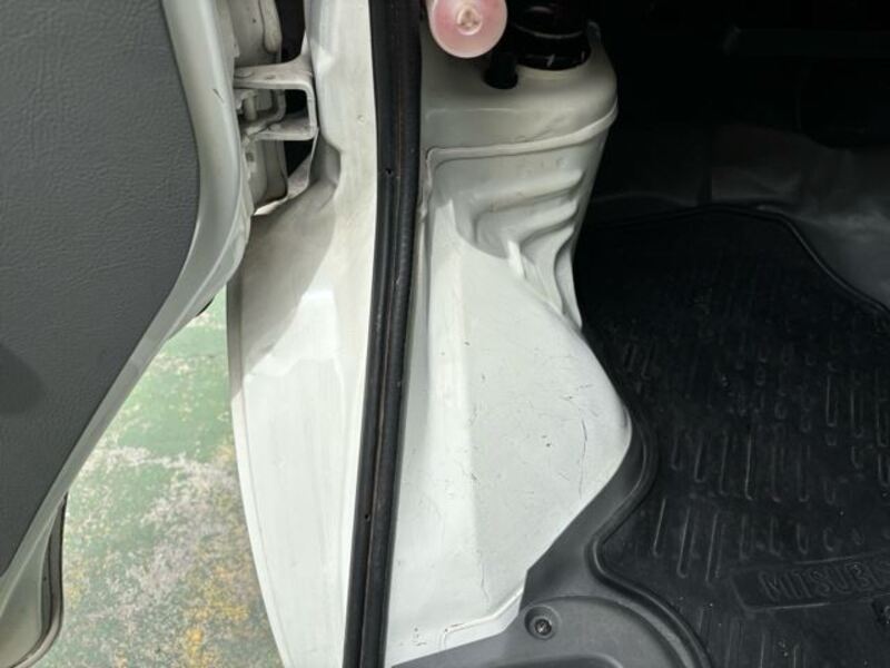 MINICAB TRUCK