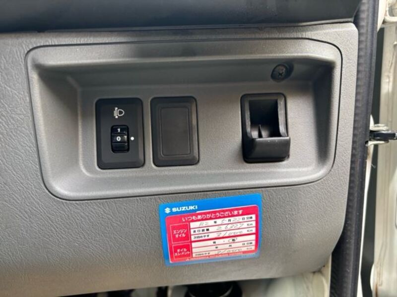 MINICAB TRUCK