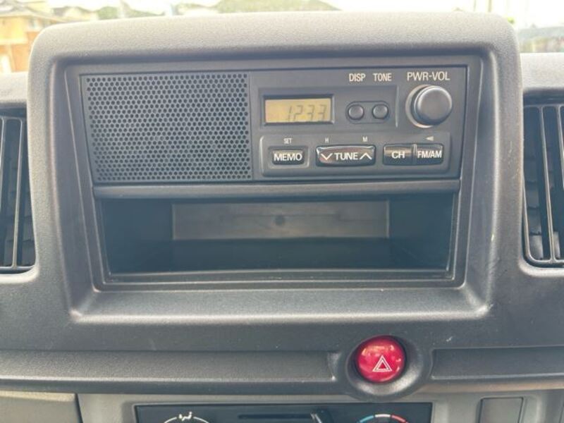 MINICAB TRUCK