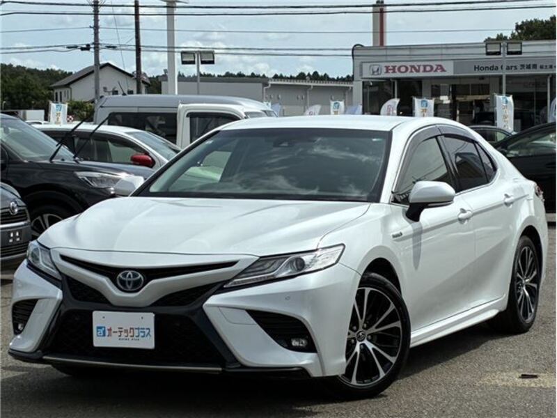 TOYOTA CAMRY