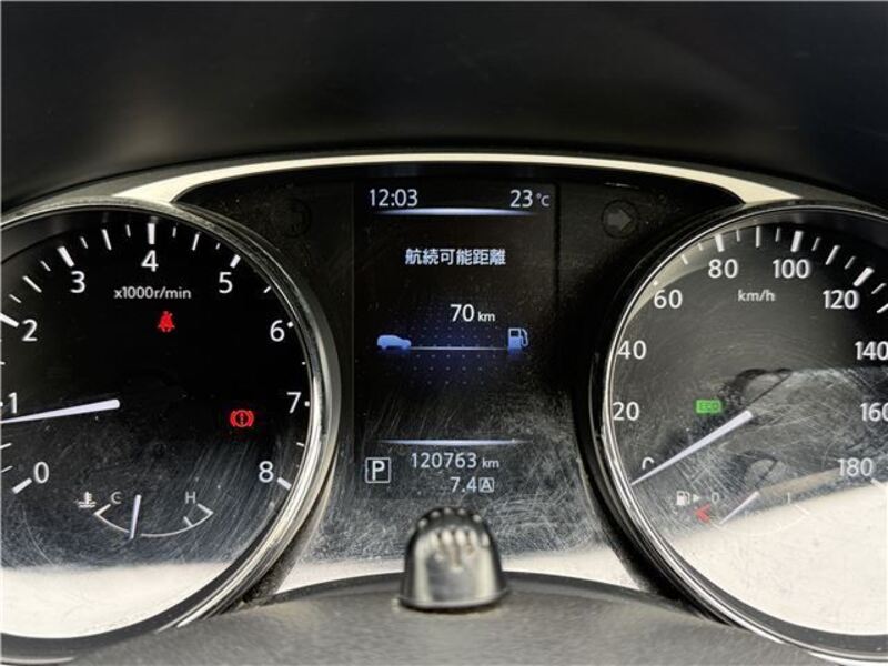 X-TRAIL