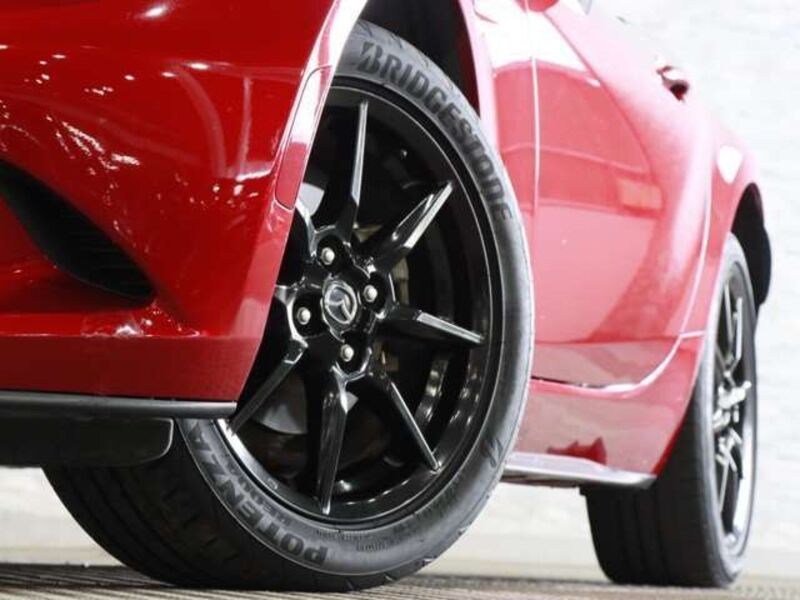 ROADSTER