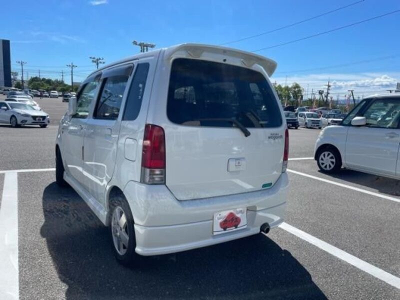 WAGON R