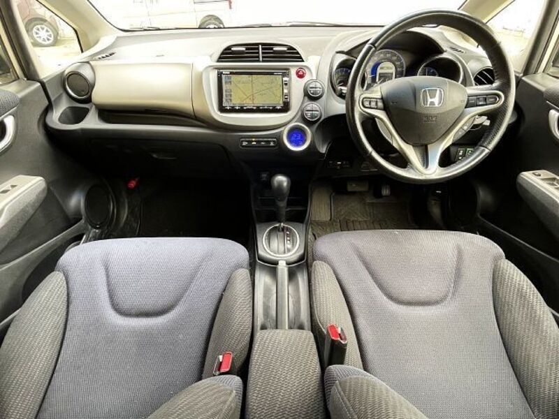 FIT HYBRID