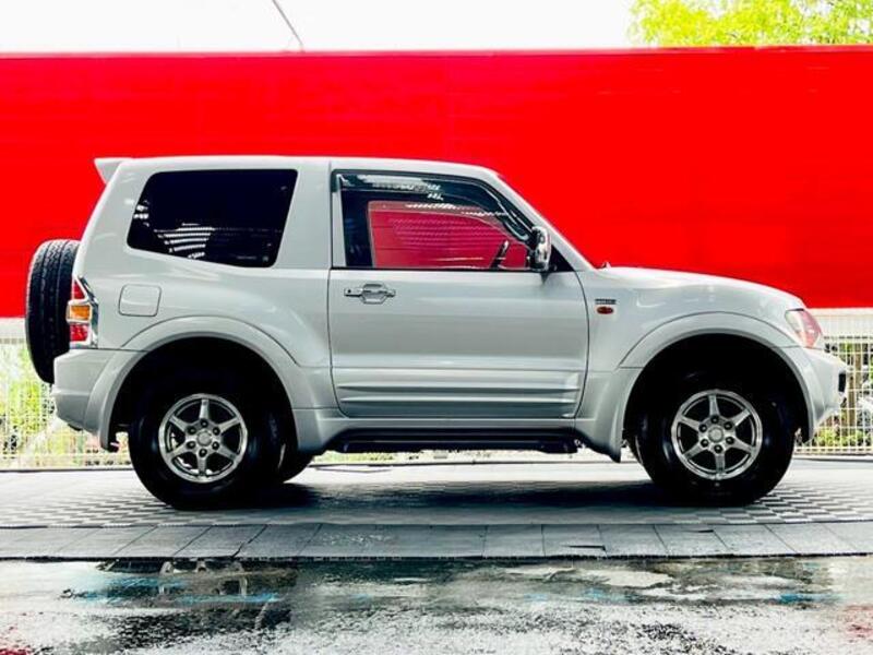 PAJERO