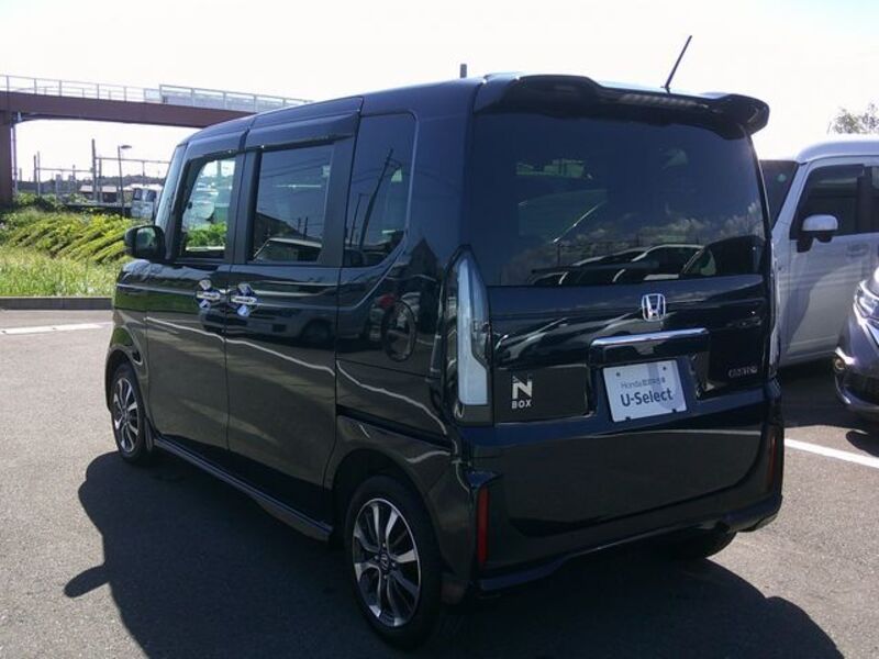N BOX CUSTOM