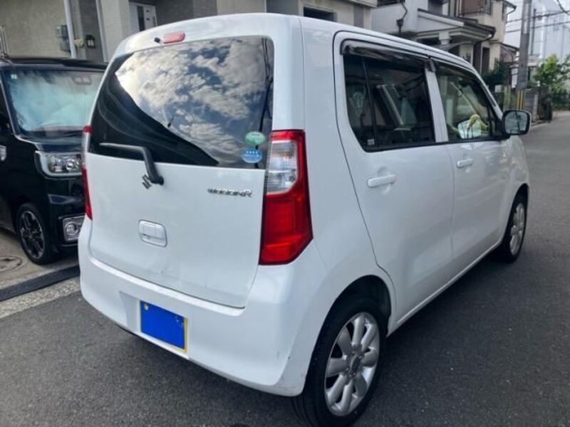 WAGON R