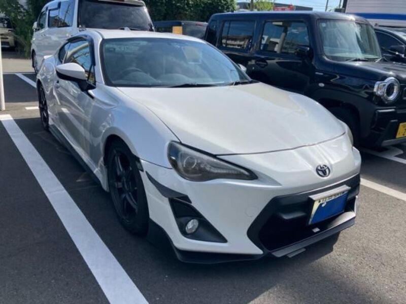 TOYOTA 86
