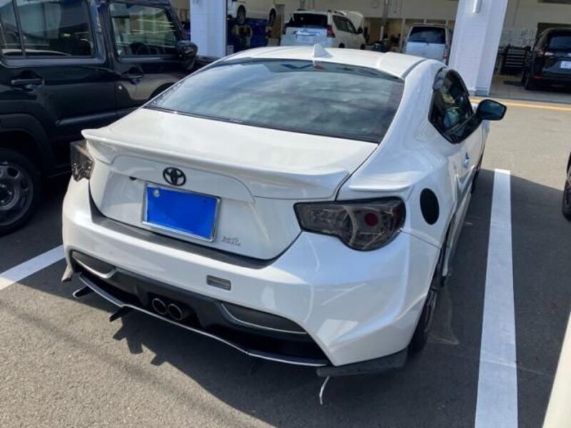 86
