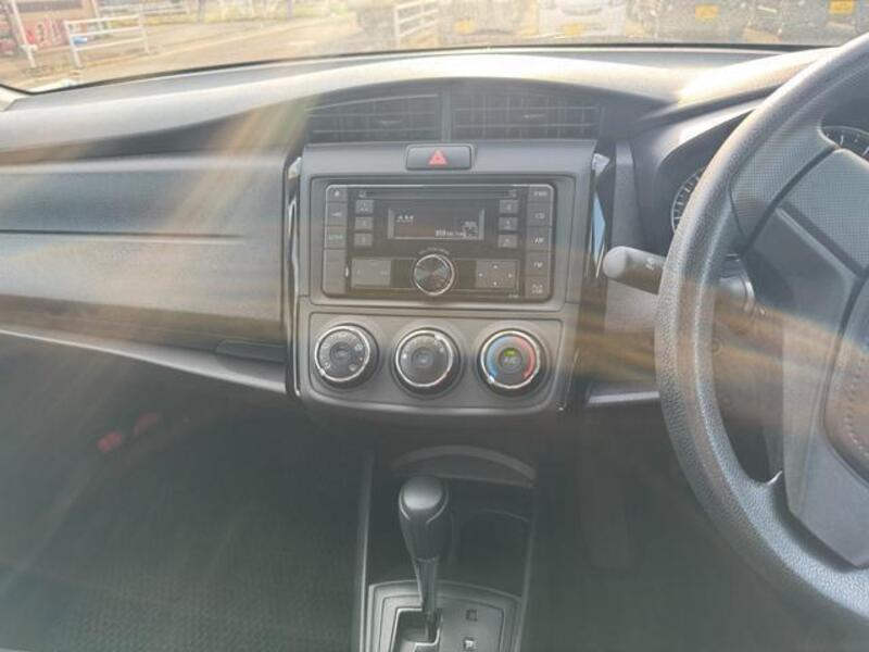 COROLLA AXIO