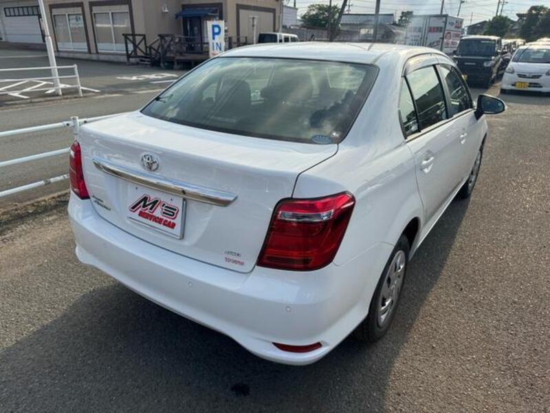 COROLLA AXIO