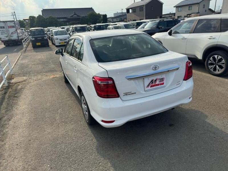 COROLLA AXIO
