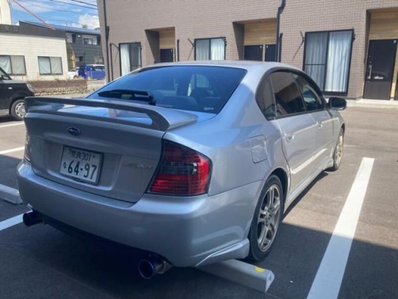 LEGACY B4