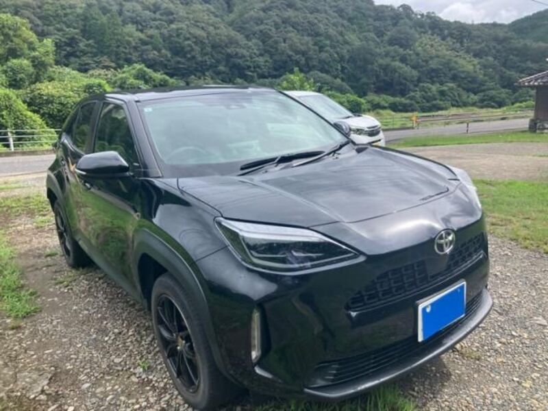 YARIS CROSS