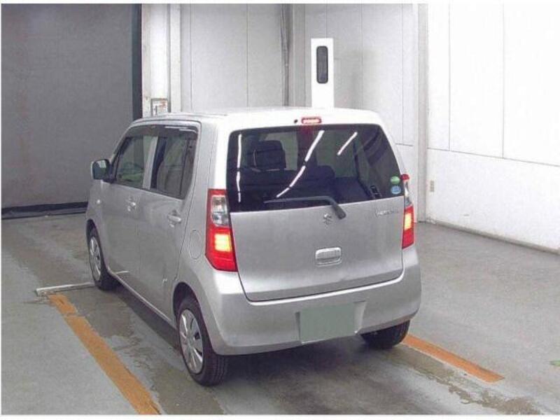 WAGON R