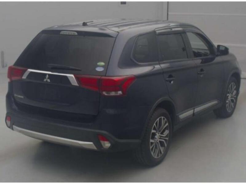OUTLANDER