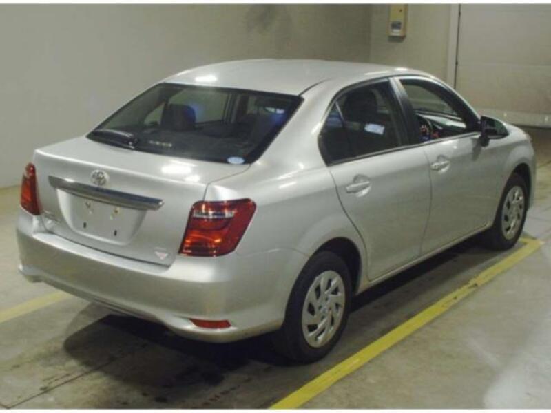 COROLLA AXIO