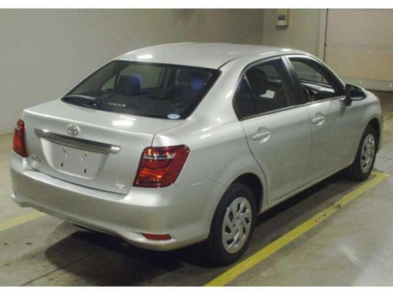 COROLLA AXIO