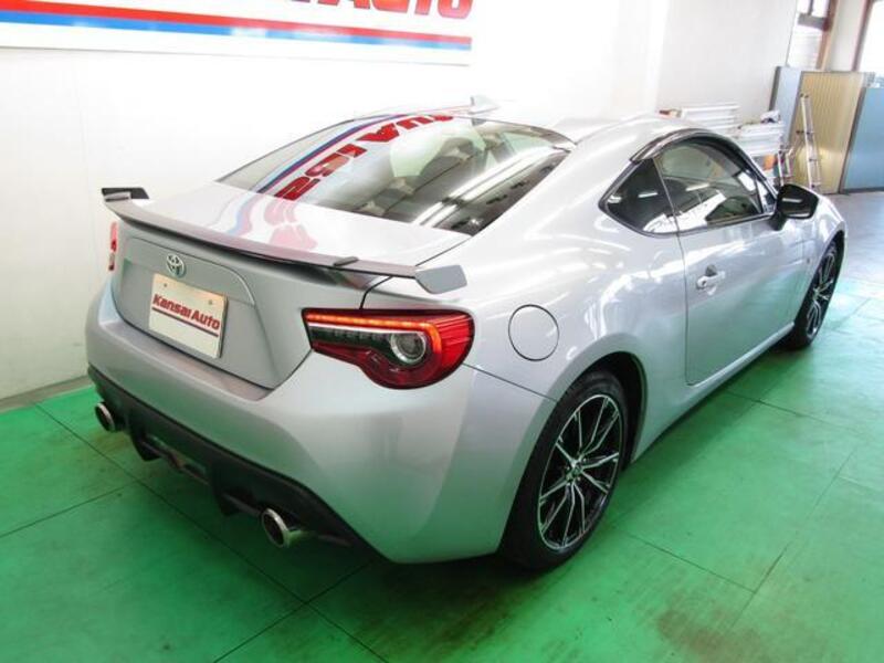 86