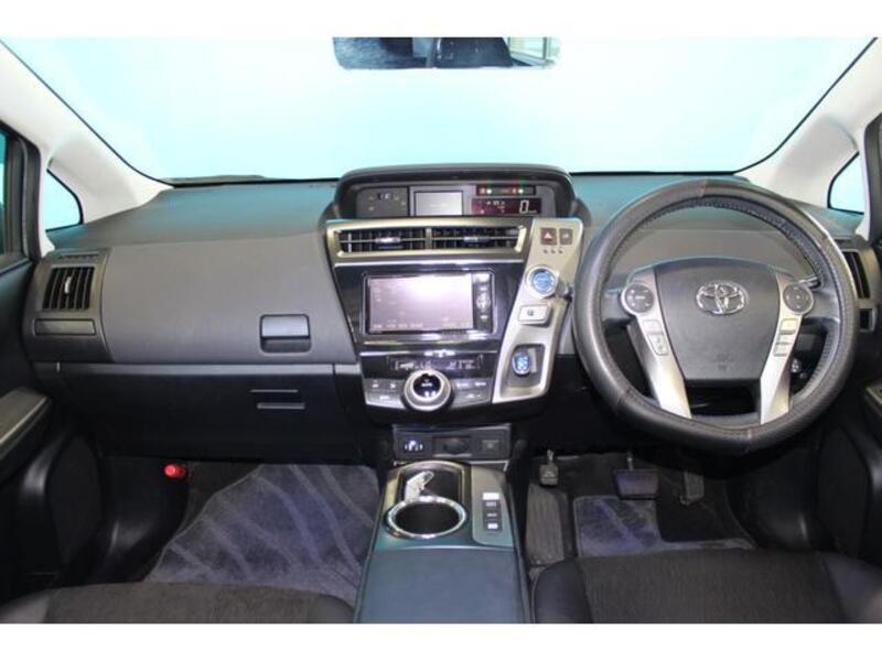 PRIUS ALPHA