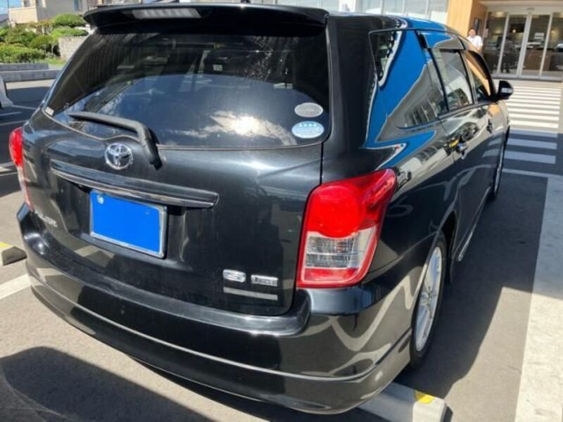 COROLLA FIELDER
