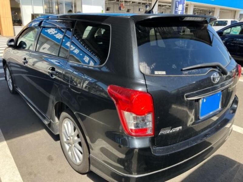 COROLLA FIELDER
