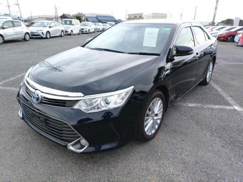 TOYOTA CAMRY