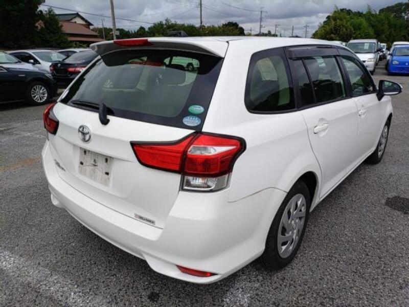 COROLLA FIELDER