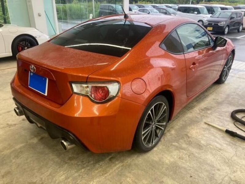 86