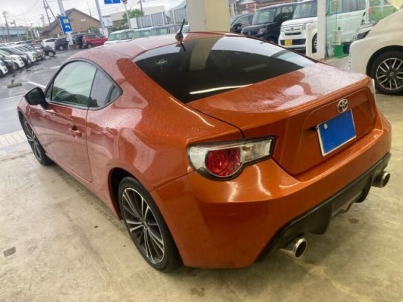 86