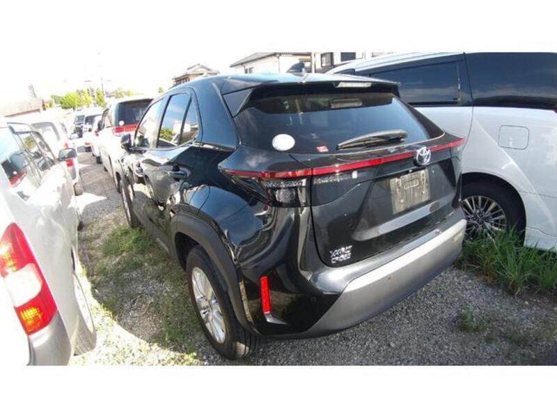 YARIS CROSS