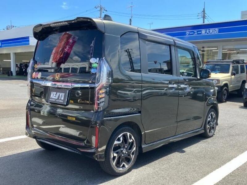 N BOX CUSTOM