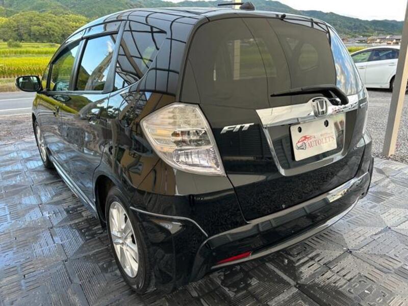 FIT HYBRID