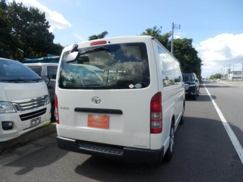 HIACE VAN