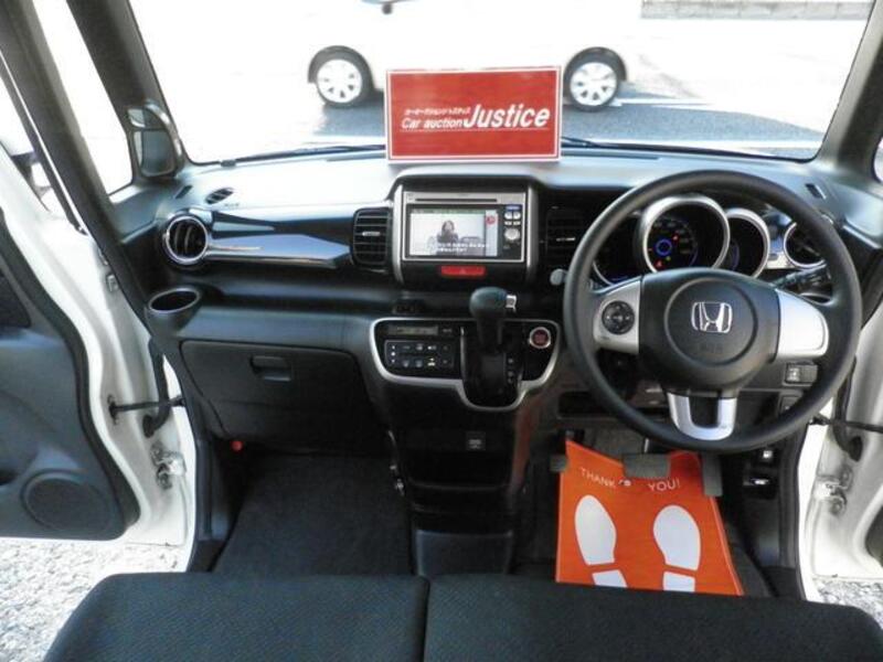 N BOX CUSTOM