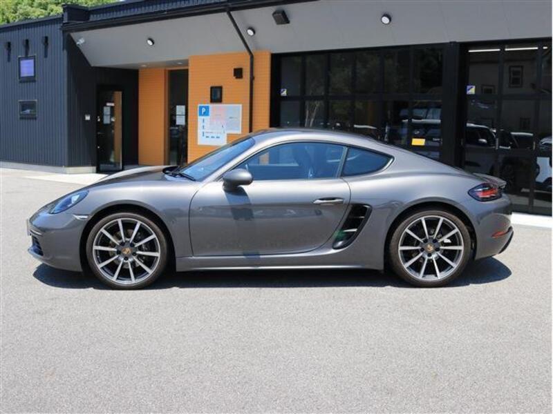 718 CAYMAN