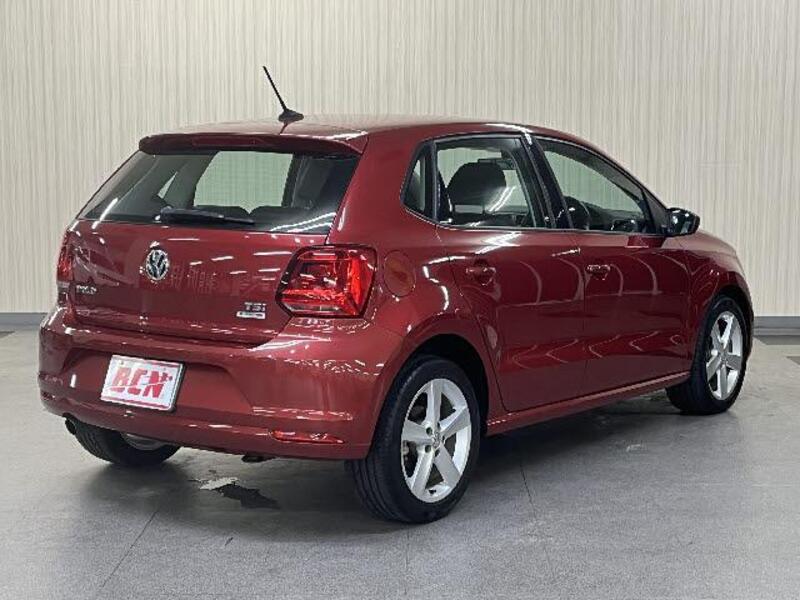 POLO