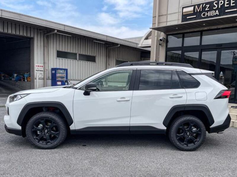RAV4