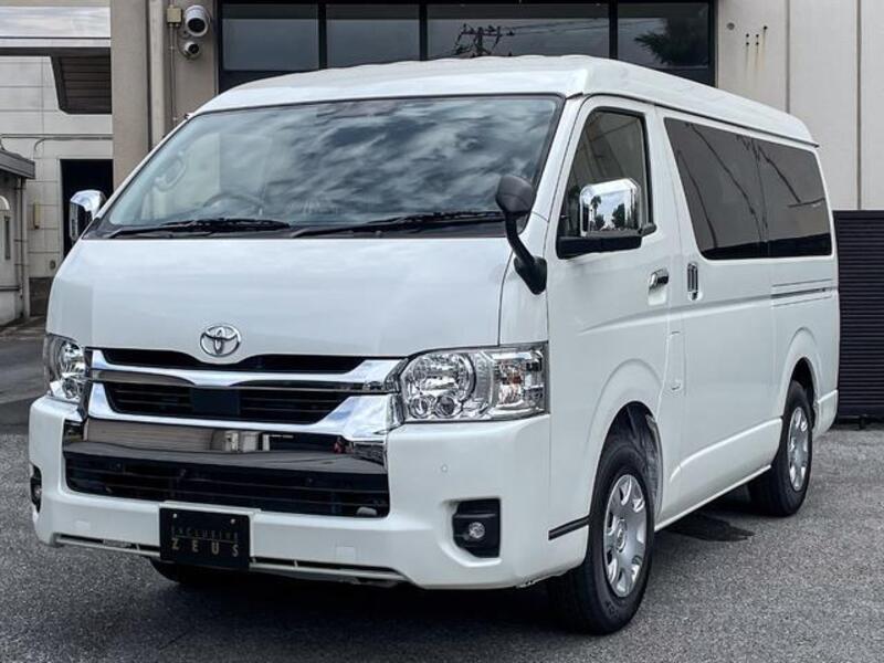 TOYOTA HIACE WAGON